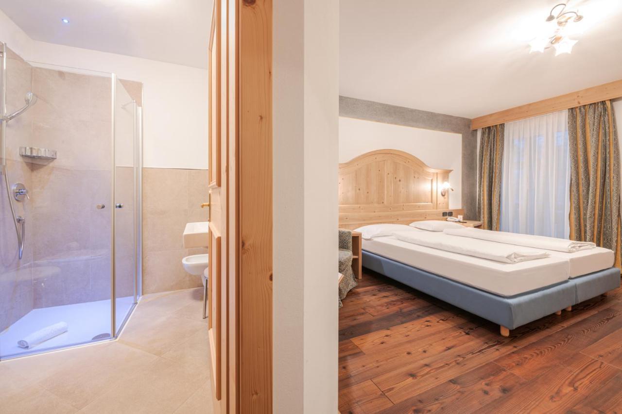 מואנה Hotel Foresta מראה חיצוני תמונה
