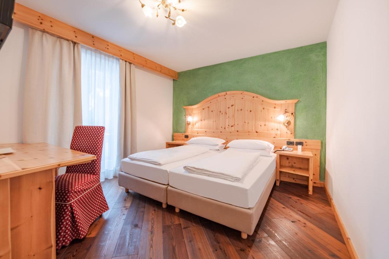 מואנה Hotel Foresta מראה חיצוני תמונה