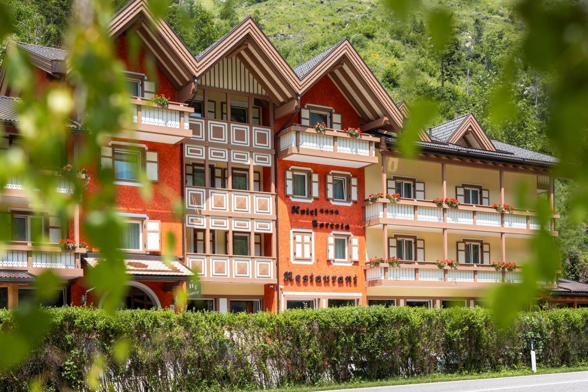 מואנה Hotel Foresta מראה חיצוני תמונה